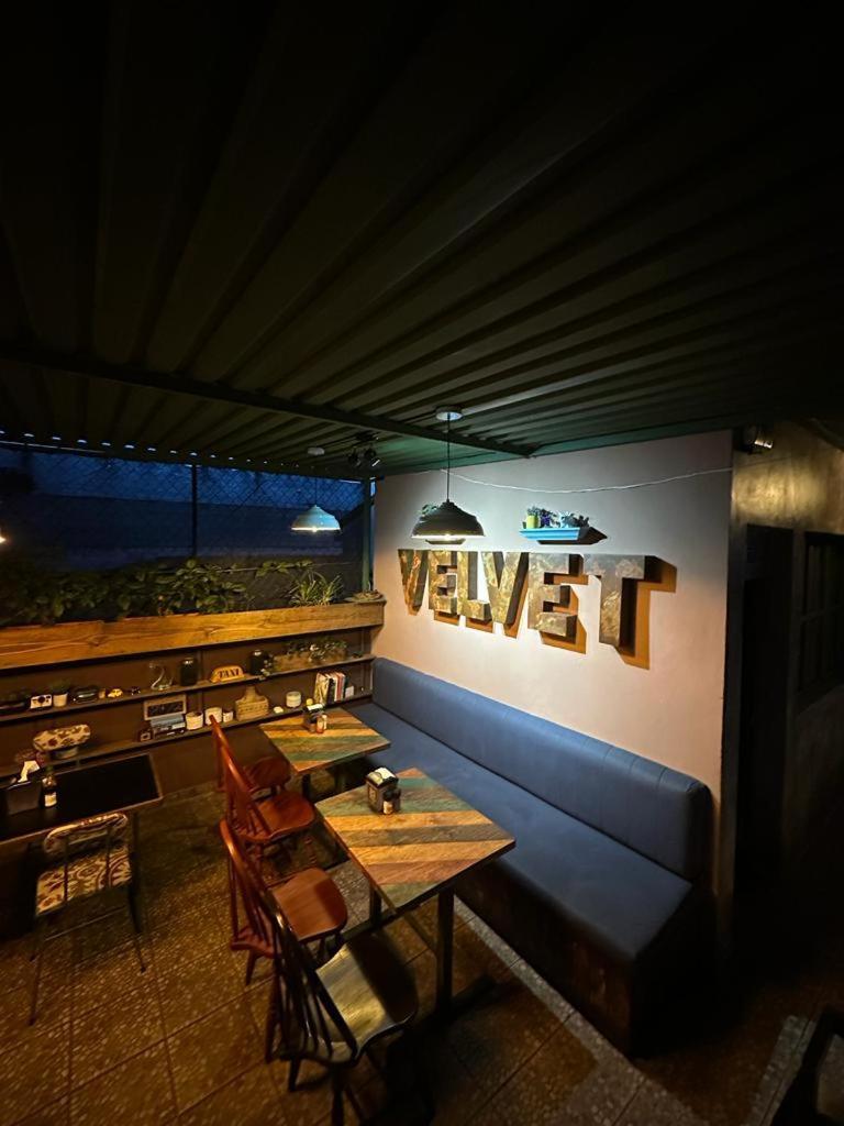 Velvet Hostal La Novena Santa Ana Exteriör bild