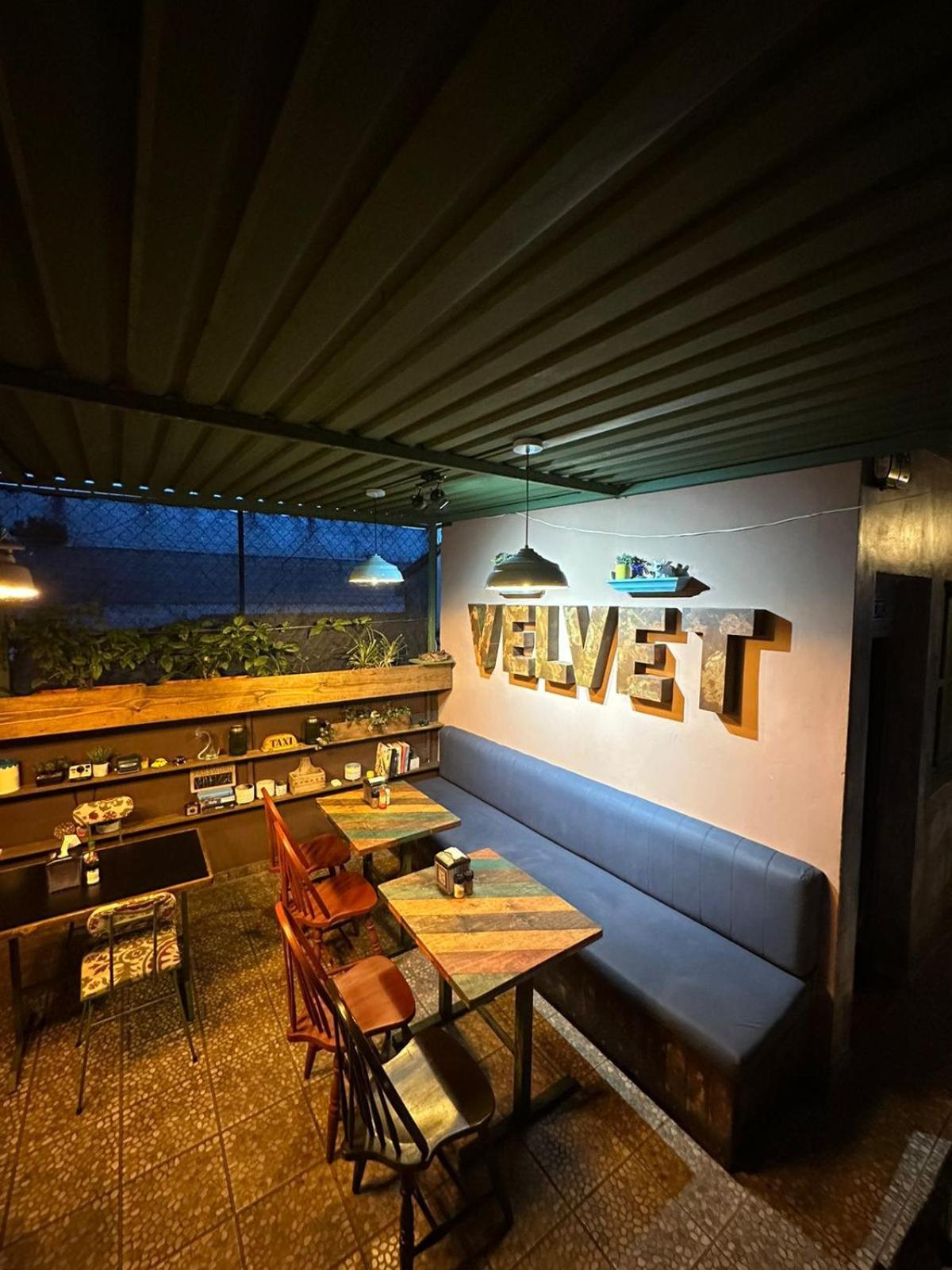Velvet Hostal La Novena Santa Ana Exteriör bild