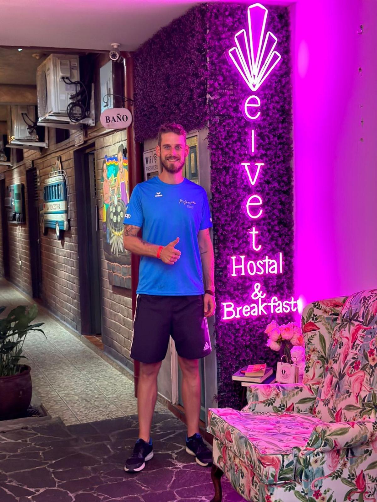 Velvet Hostal La Novena Santa Ana Exteriör bild